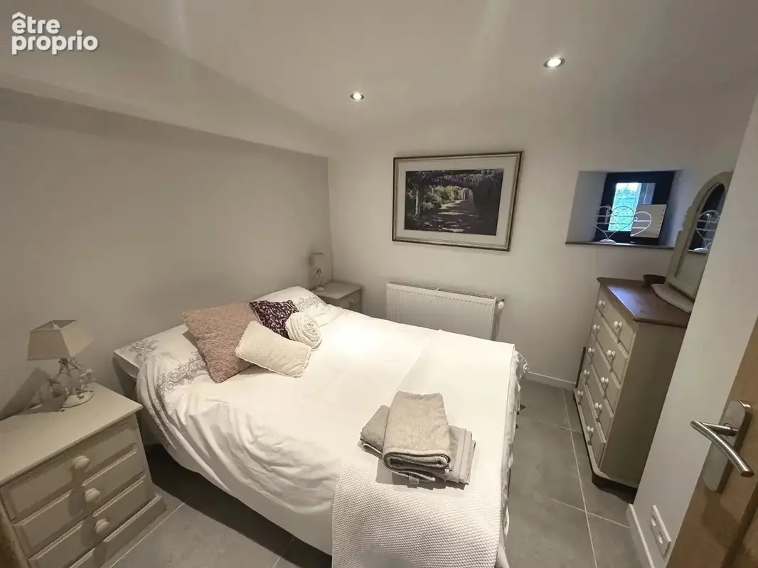 Maison rénovée avec 5 chambres plus un terrain à batir - photo 14