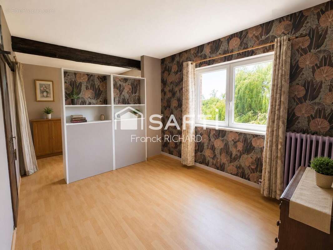 Photo 8 - Maison à CREVECOEUR-LE-GRAND