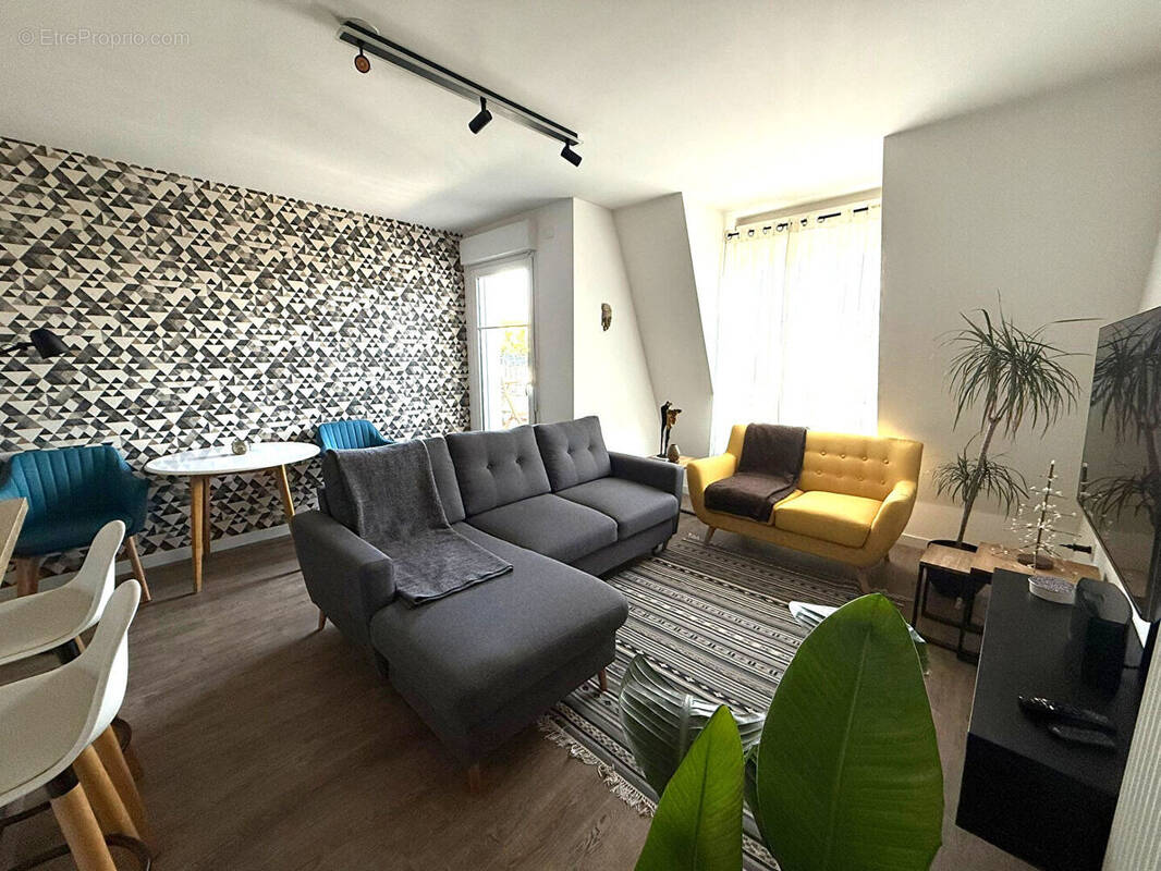 Appartement à HOUILLES