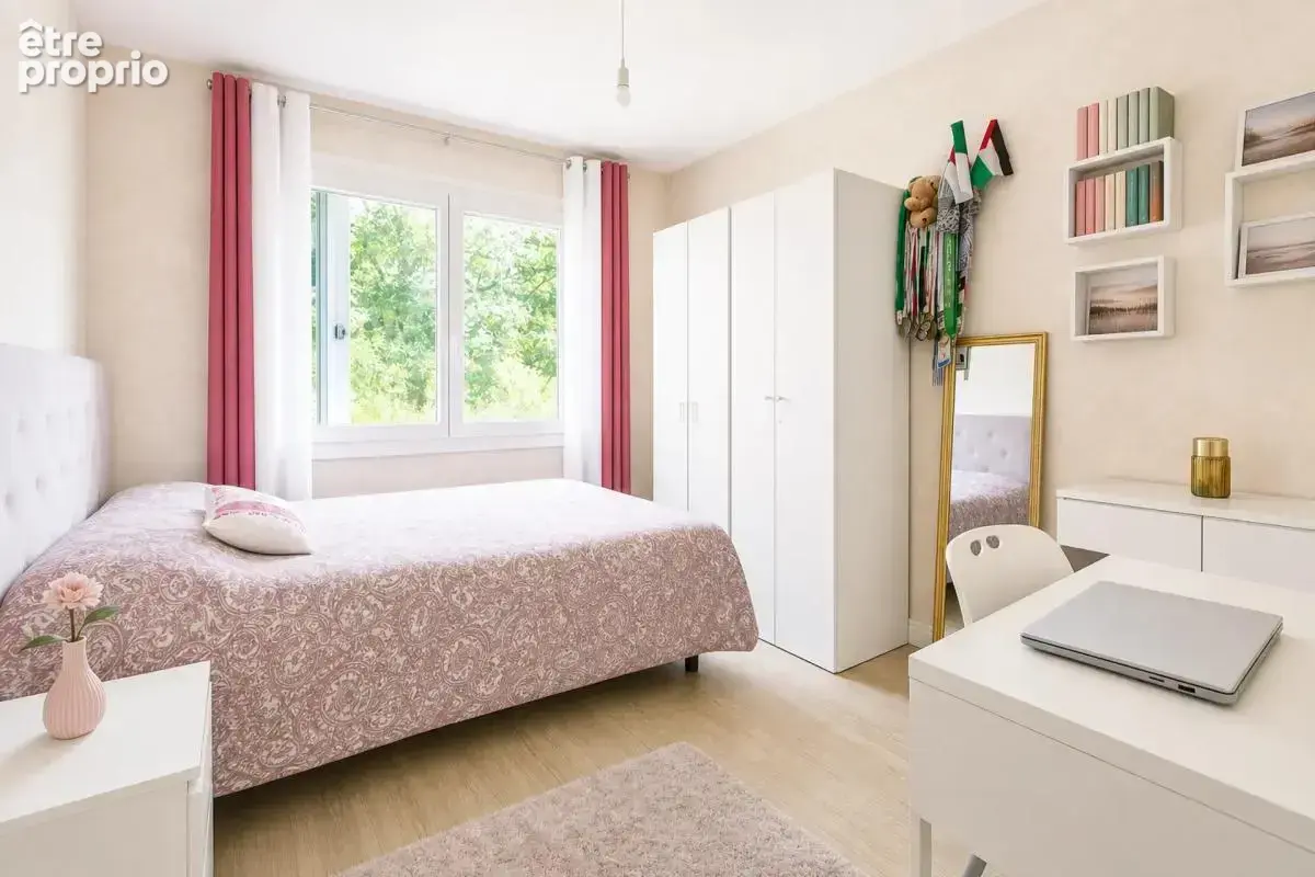 Appartement de 4 pièces de 85 m² à Tremblay-en-France - photo 13