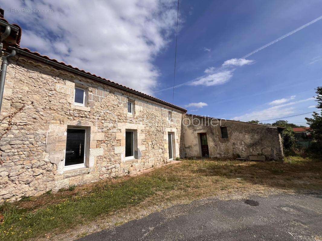 Maison en pierres de charme - photo 11