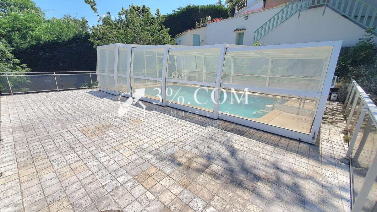 Maison à ROCHE-LA-MOLIERE