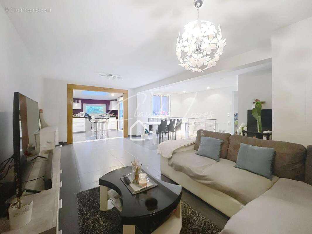 Photo 3 - Maison à PIERRELAYE