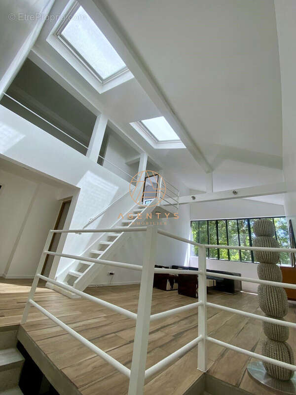 Appartement à NEUILLY-PLAISANCE