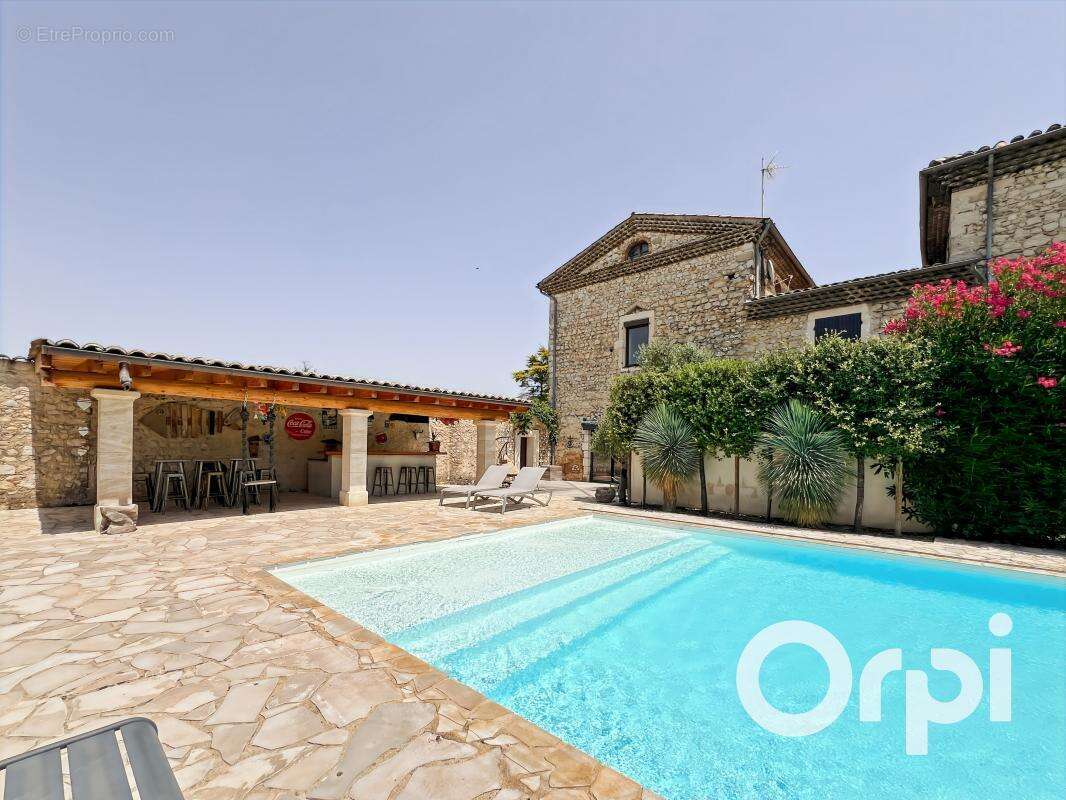 Appartement à LIVRON-SUR-DROME