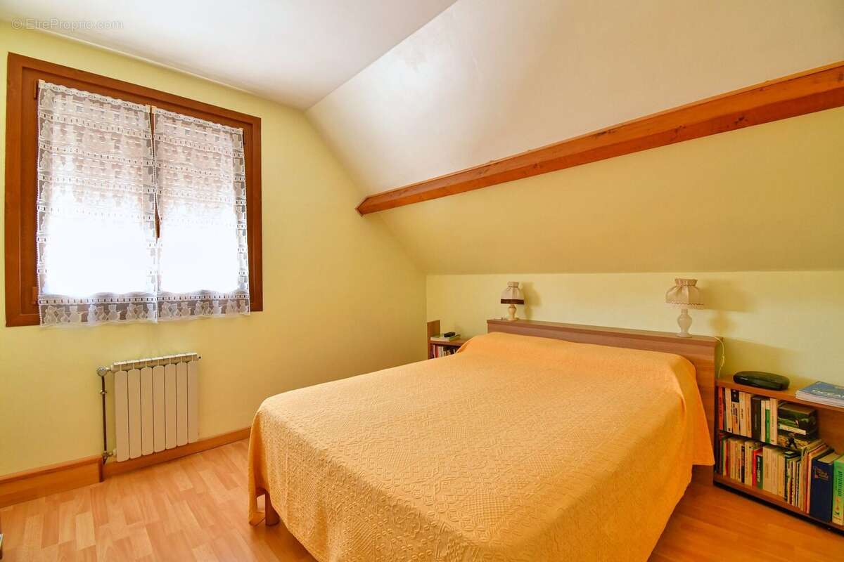 Maison 142 m² à Etang-Sur-Arroux  - photo 4