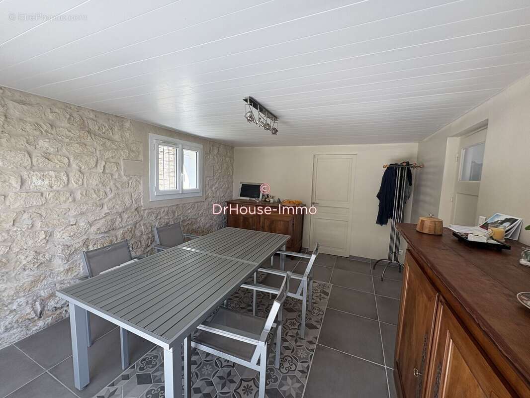 Maison à JAUNAY-CLAN