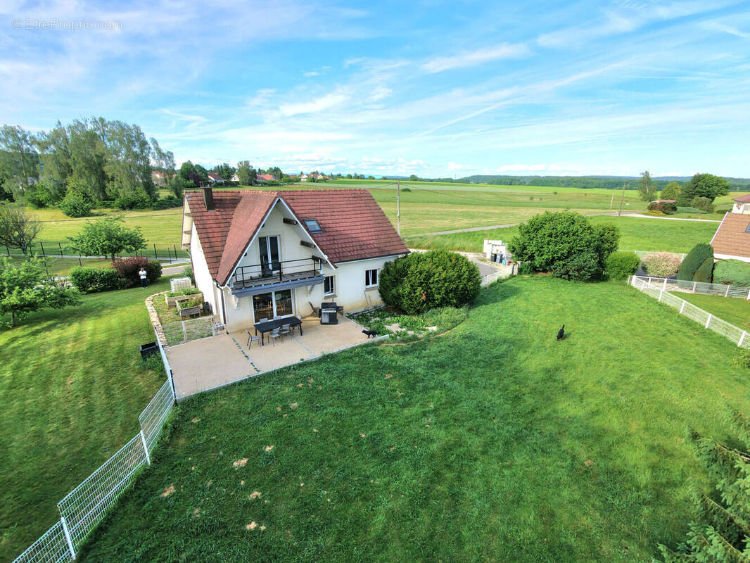 Photo 1 - Maison à ARCEY