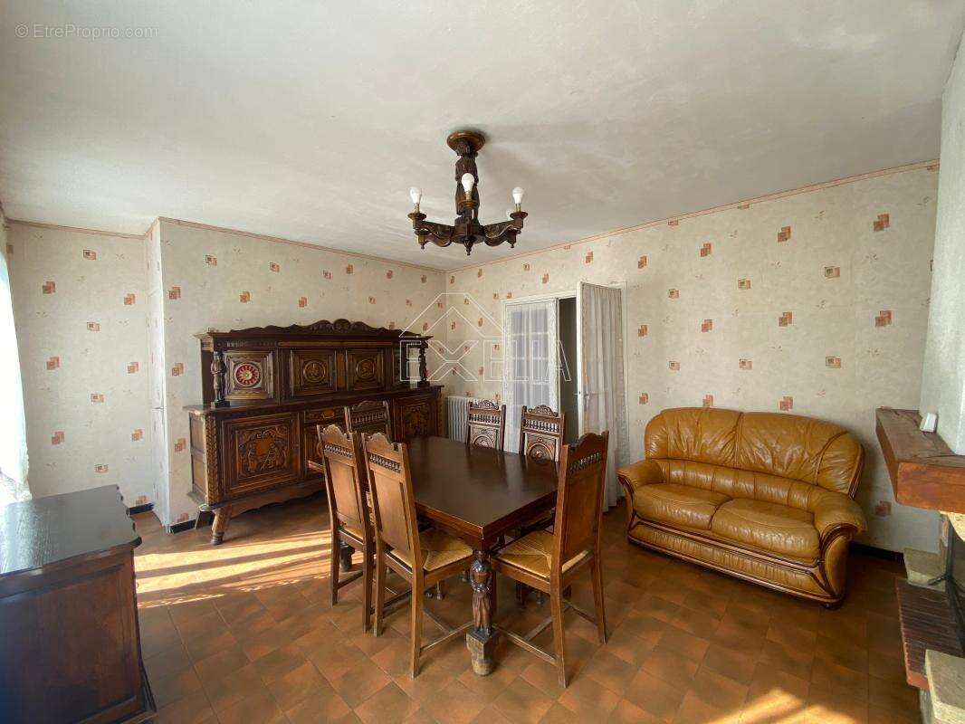 Maison à ROSNY-SUR-SEINE