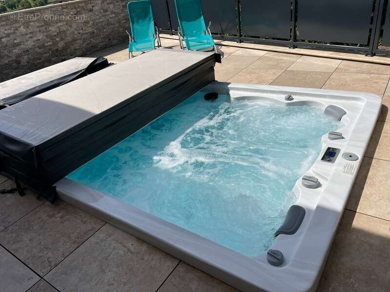 Maison à CHAUFFAILLES