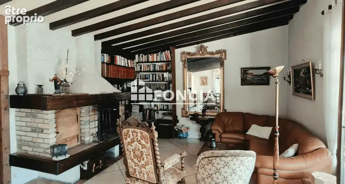 SAINT-PAUL-DE-VARCES – Maison individuelle avec vaste terrain de 3 143 m² et fort potentiel d'évolution - photo 8