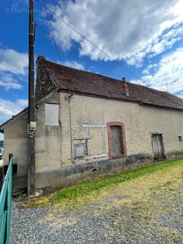 Maison à NOUZEROLLES