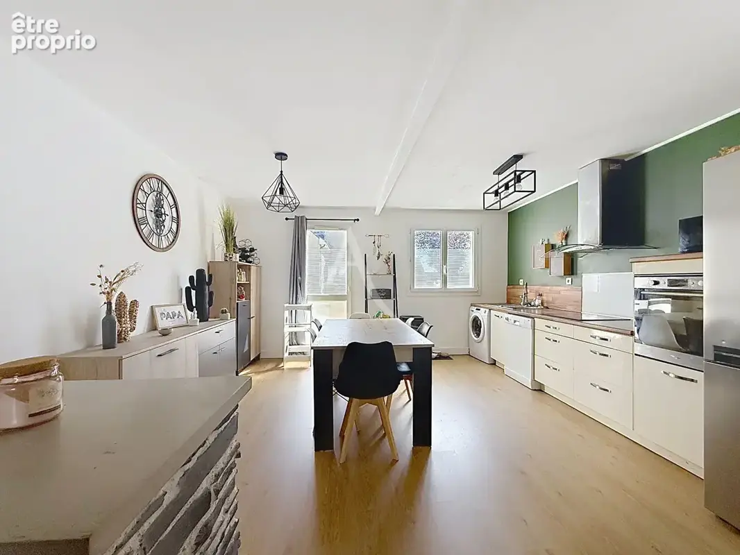 Maison avec 3 chambres située à PELLOUAILLES LES VIGNES. - photo 3
