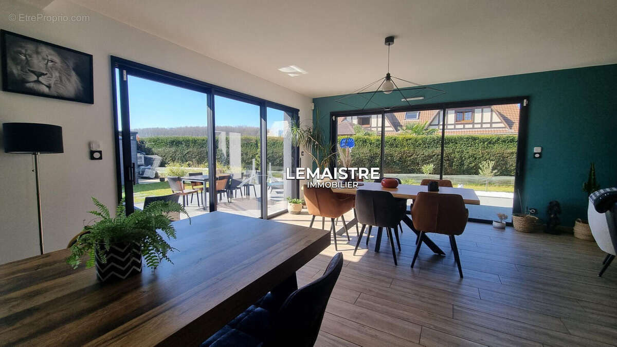 Maison à SAINT-JEAN-DU-CARDONNAY