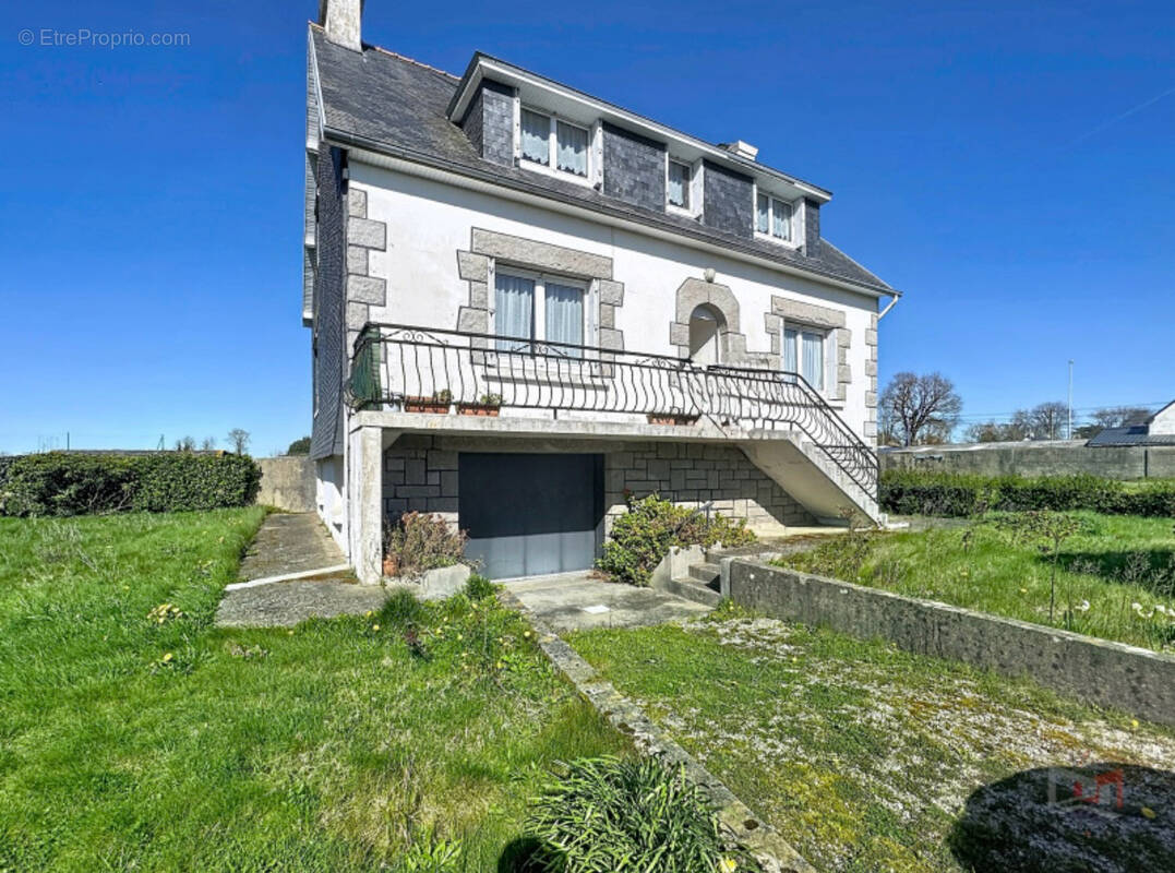 Maison à PLOUMILLIAU