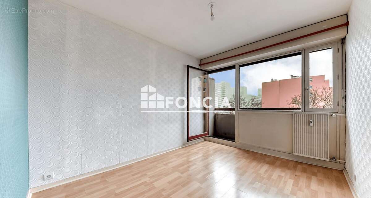 Appartement à RILLIEUX-LA-PAPE