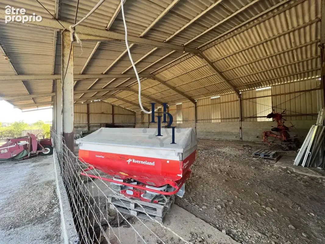 Vente hangars avec terrain Saint Victor et Melvieu - photo 2