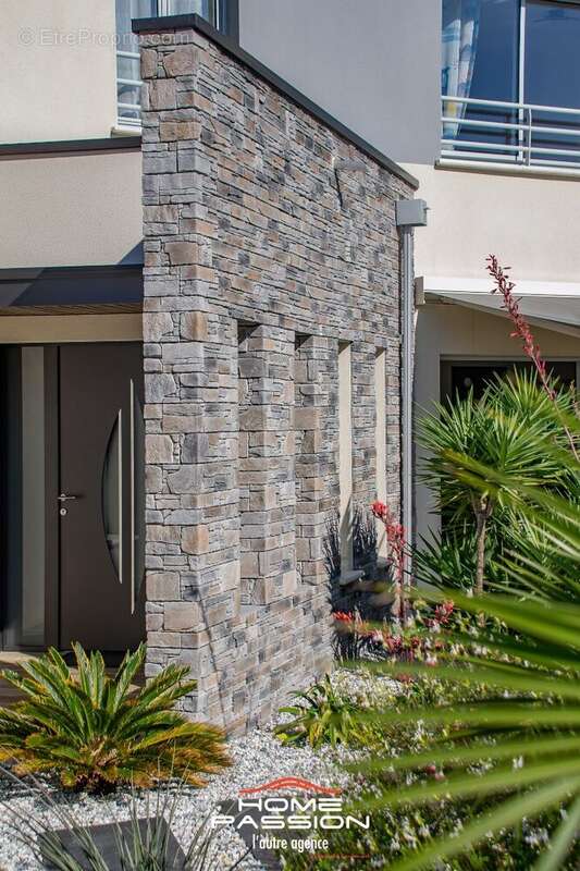 Maison à LES MATHES