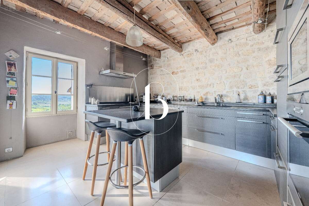 Maison à UZES