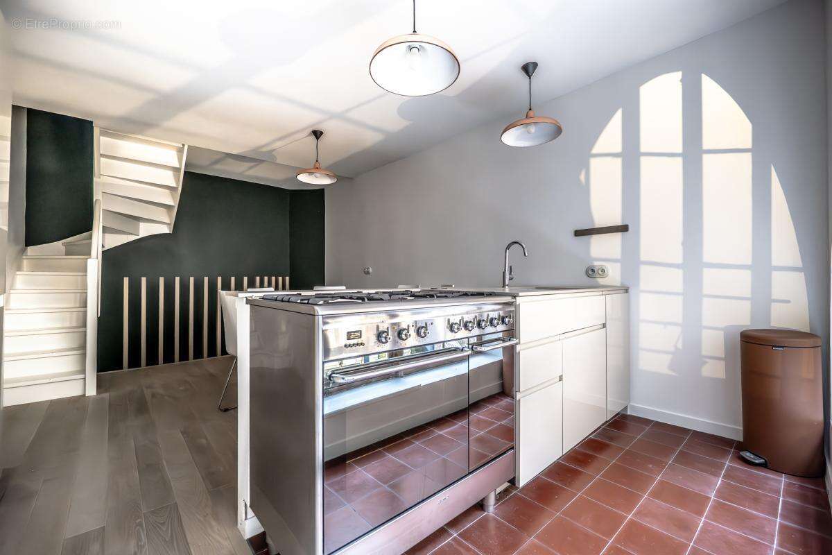 Appartement à PARIS-2E