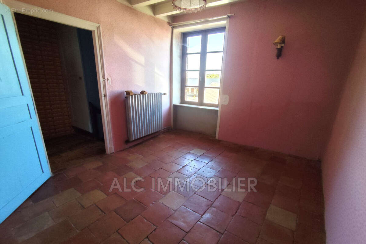 Maison 112 m² à Fresnay-Sur-Sarthe  - photo 6