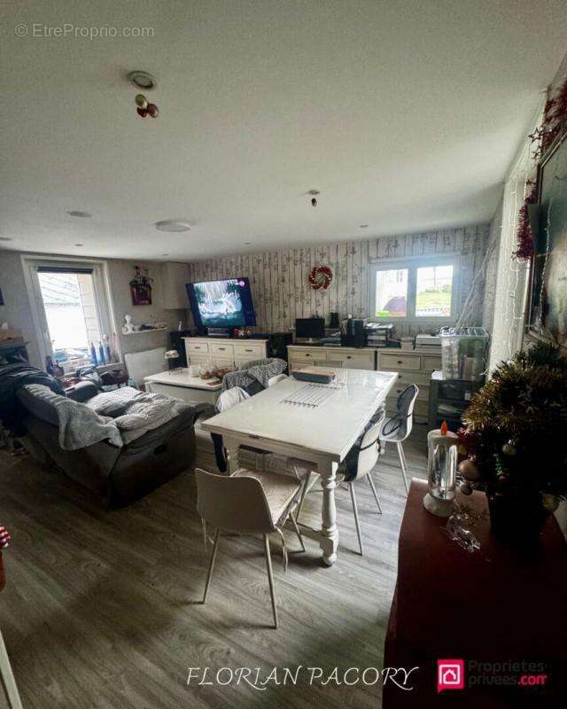 Maison à SAINT-JOUIN-BRUNEVAL