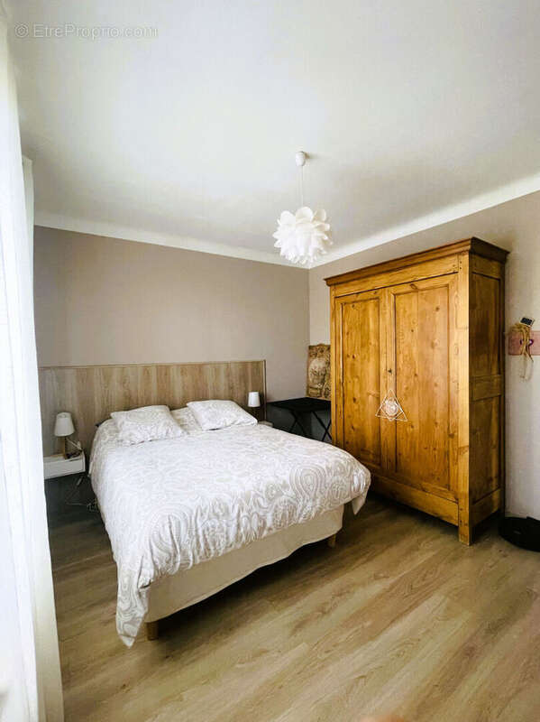 Maison à MAUGUIO
