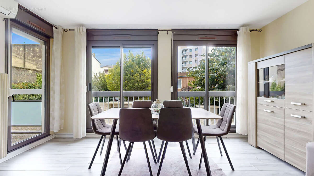 Appartement à LYON-3E