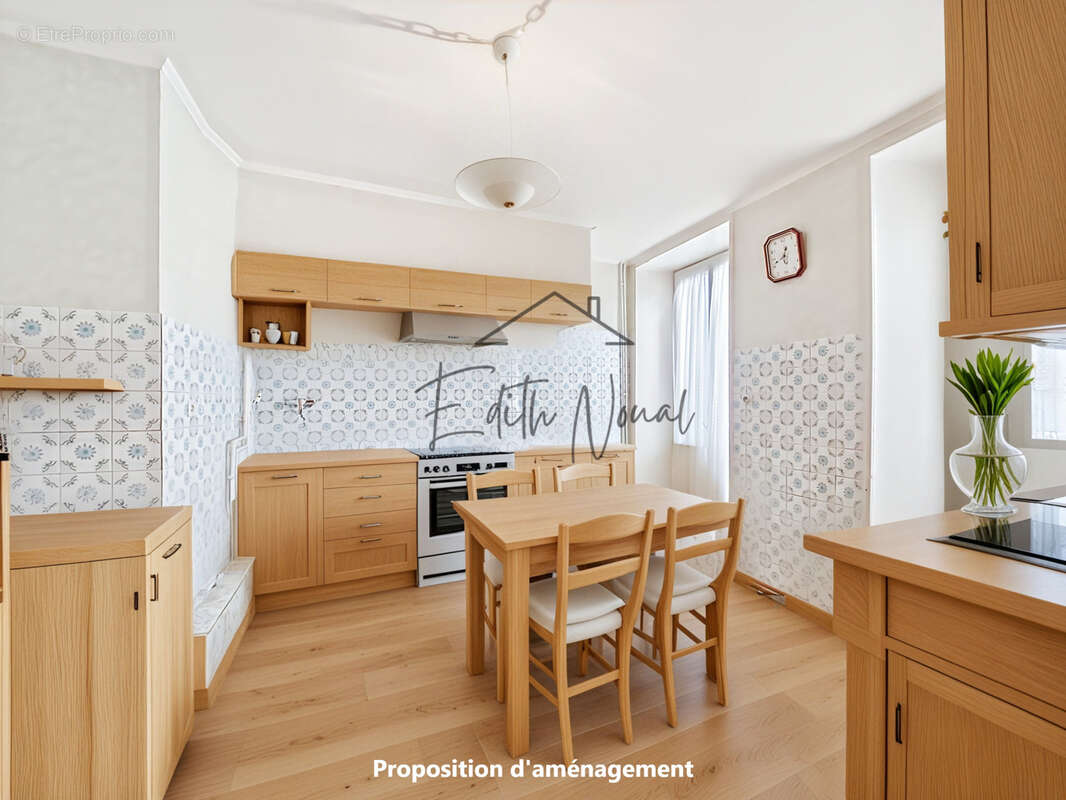 Duplex à rénover au cœur de Millau : le potentiel à l’état pur ! - photo 5