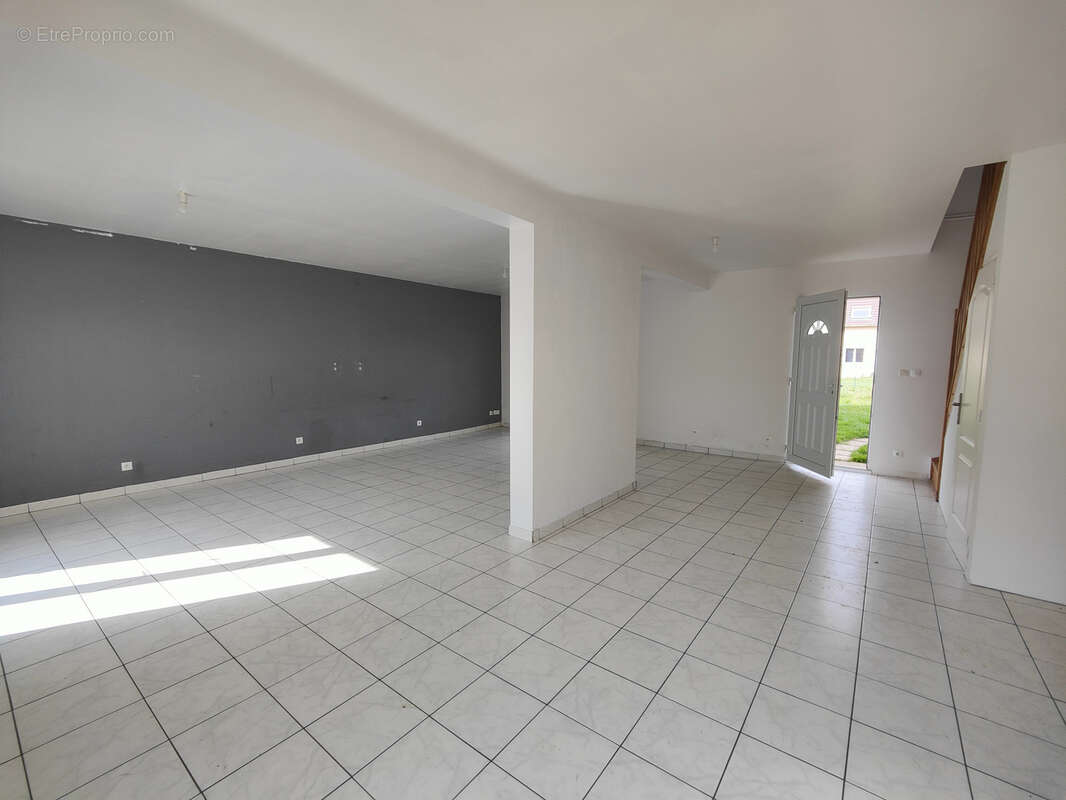 Maison à LA HAYE-MALHERBE