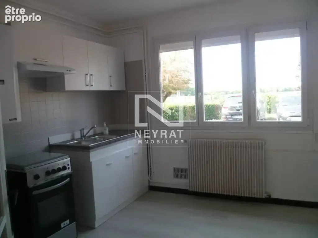Appartement avec garage dans copropriete renovee energetiquement - photo 7