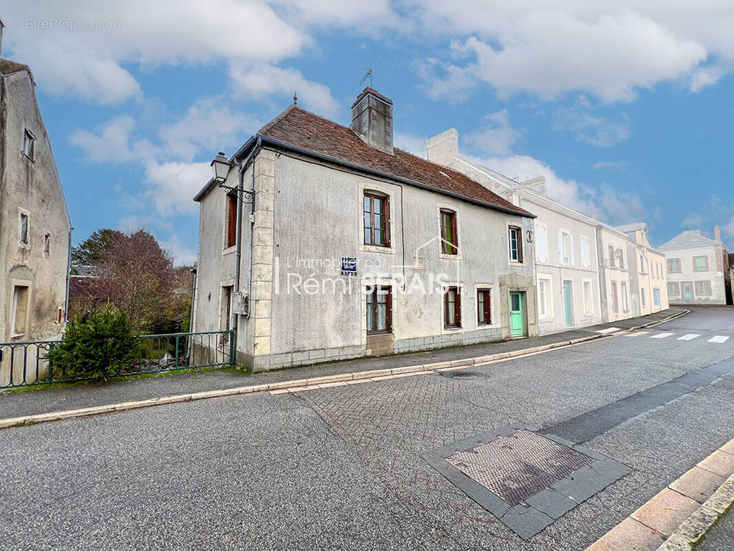 Maison à SEES