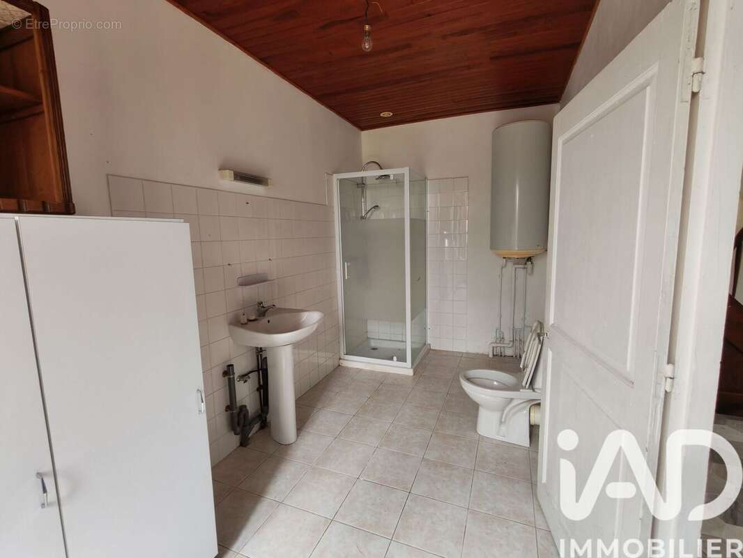 Maison 160 m² à Champniers-Et-Reilhac  - photo 6