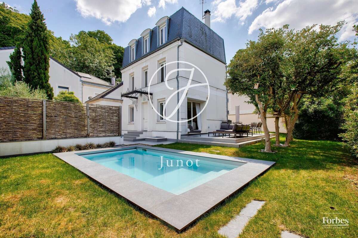 Maison à RUEIL-MALMAISON