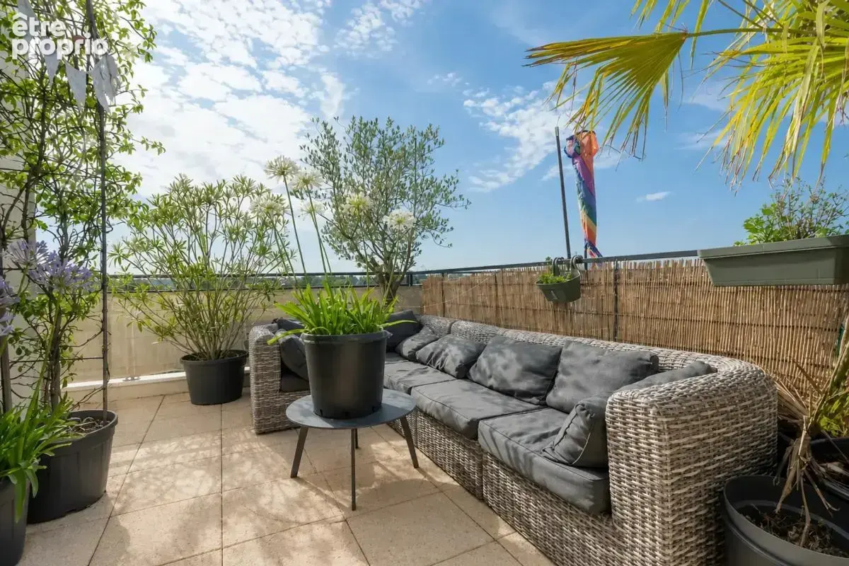 Appartement de 4 pièces de 66 m² et 60 m² de terrasse à Bondy - photo 2