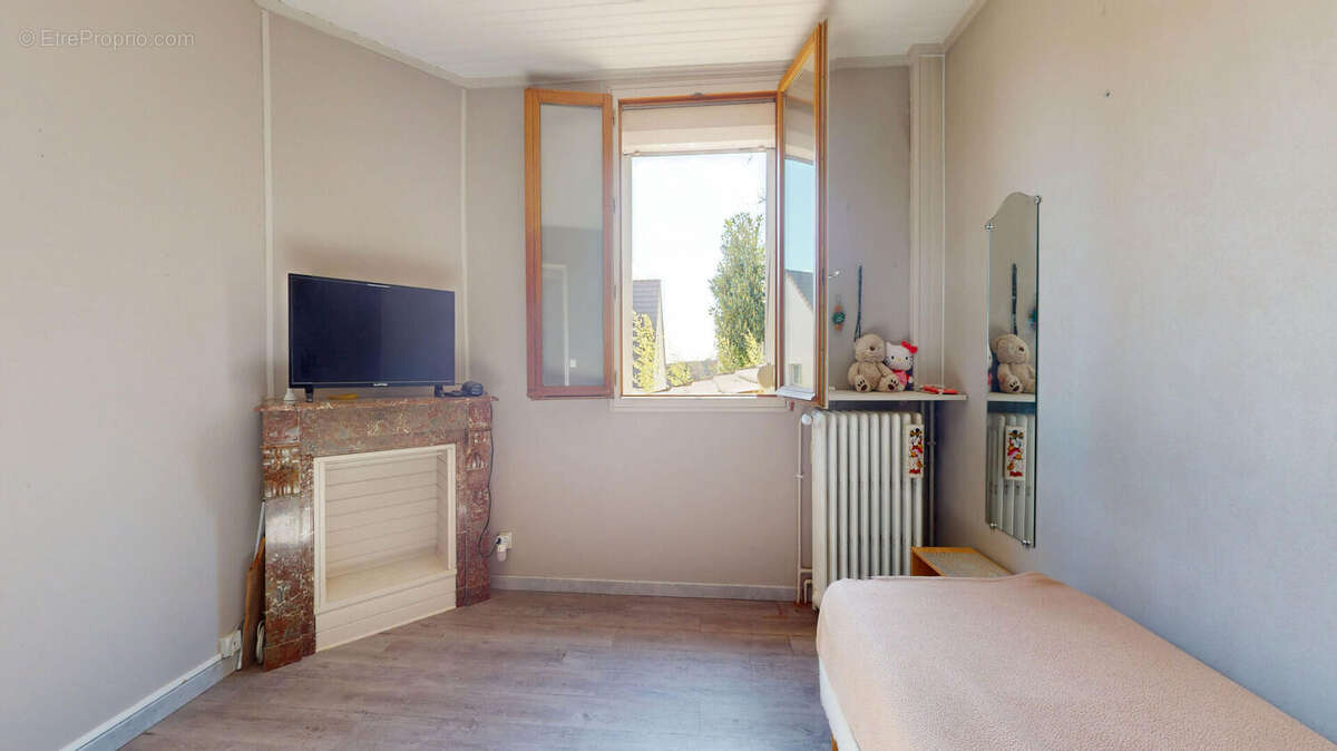 Maison à THIAIS