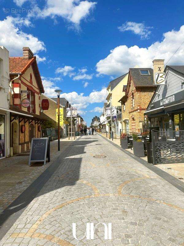 Appartement à OUISTREHAM