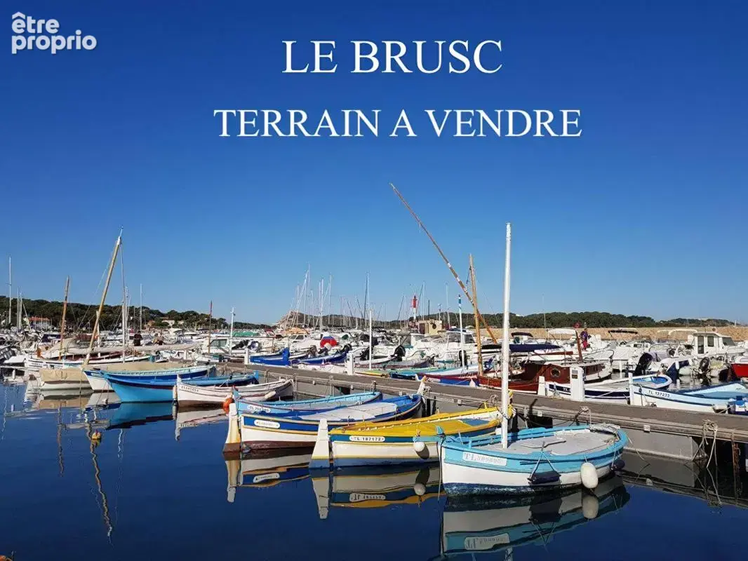 Terrain à SIX-FOURS-LES-PLAGES