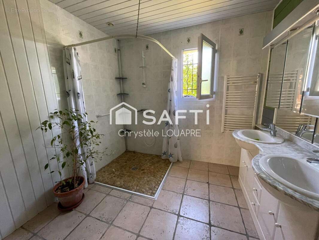 Photo 6 - Maison à ANNEZAY