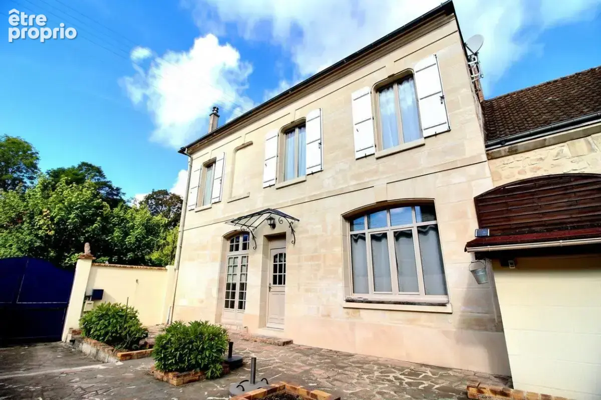 BURY 60250 - Maison bourgeoise 3 chambres, bureau et grande grange sur 429m² - photo 2