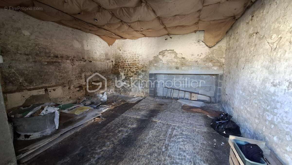 Maison à SERMAISES