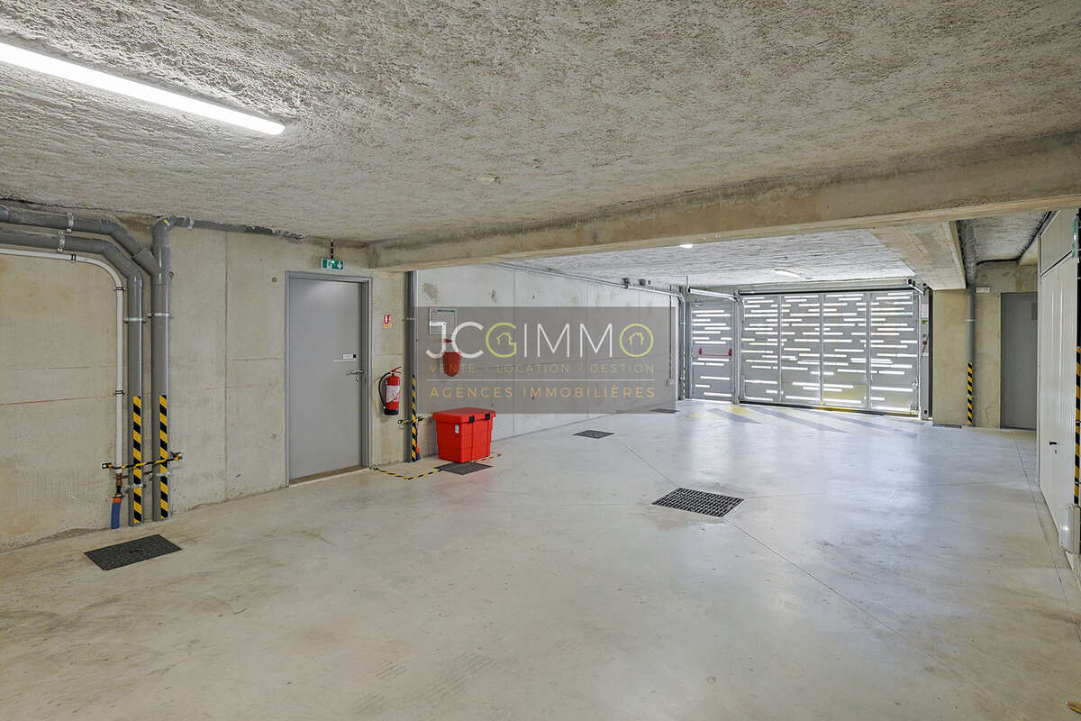 T3 en rez-de-jardin avec grand jardin privatif, garage et parking   Résidence haut de gamme de 2019 - photo 9