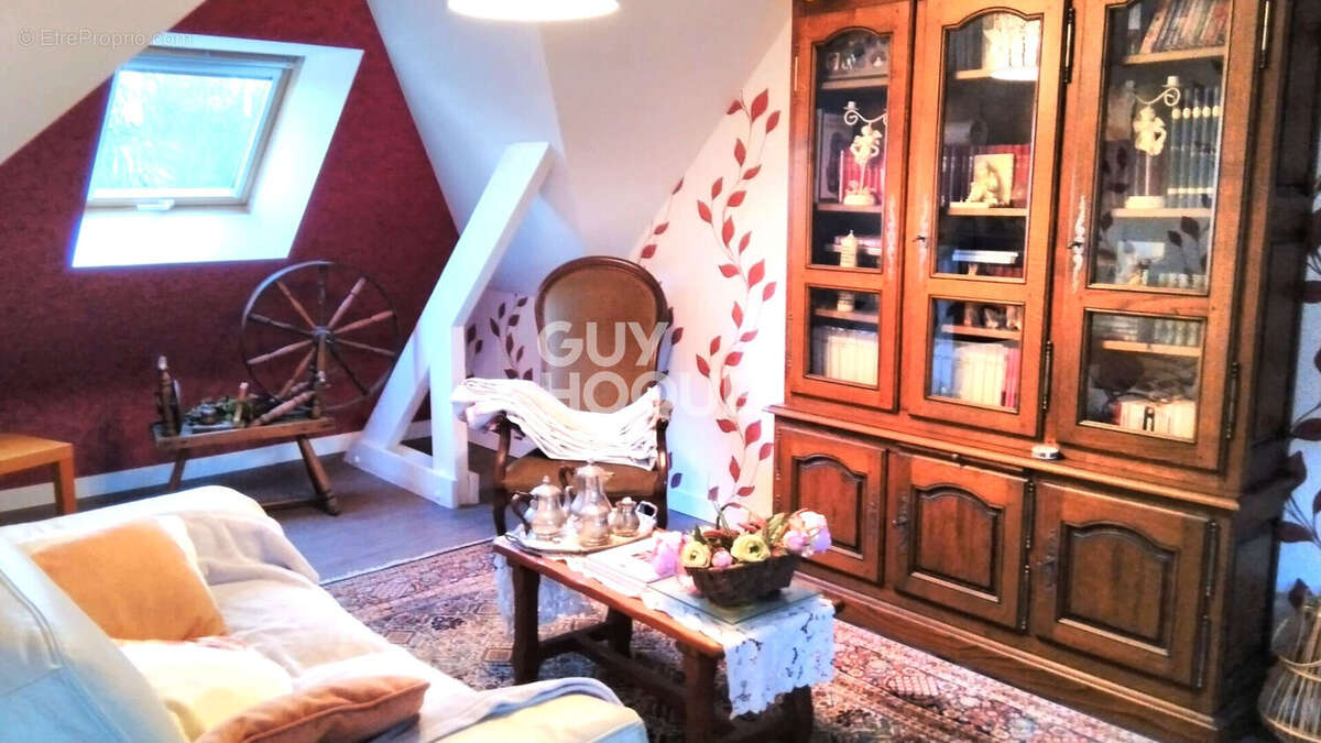 Maison à SAINT-ALLOUESTRE