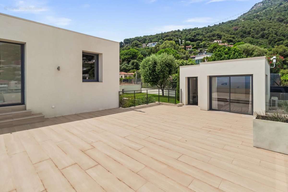 Maison à BEAUSOLEIL