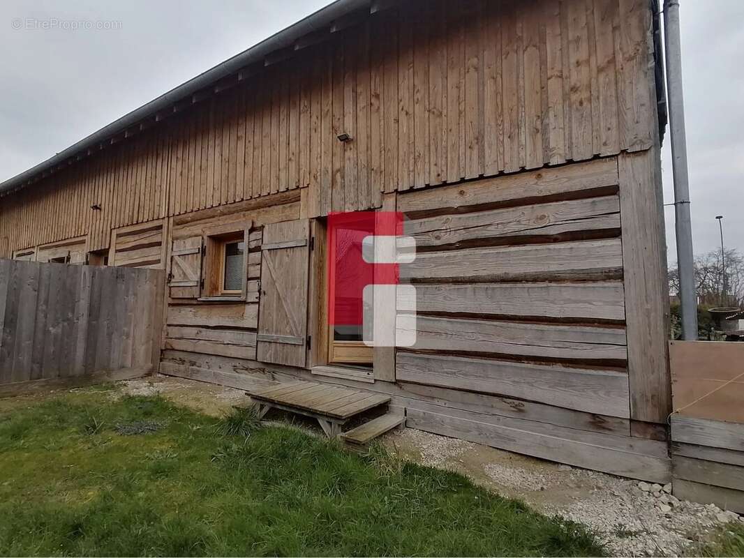 Maison à COURTERANGES
