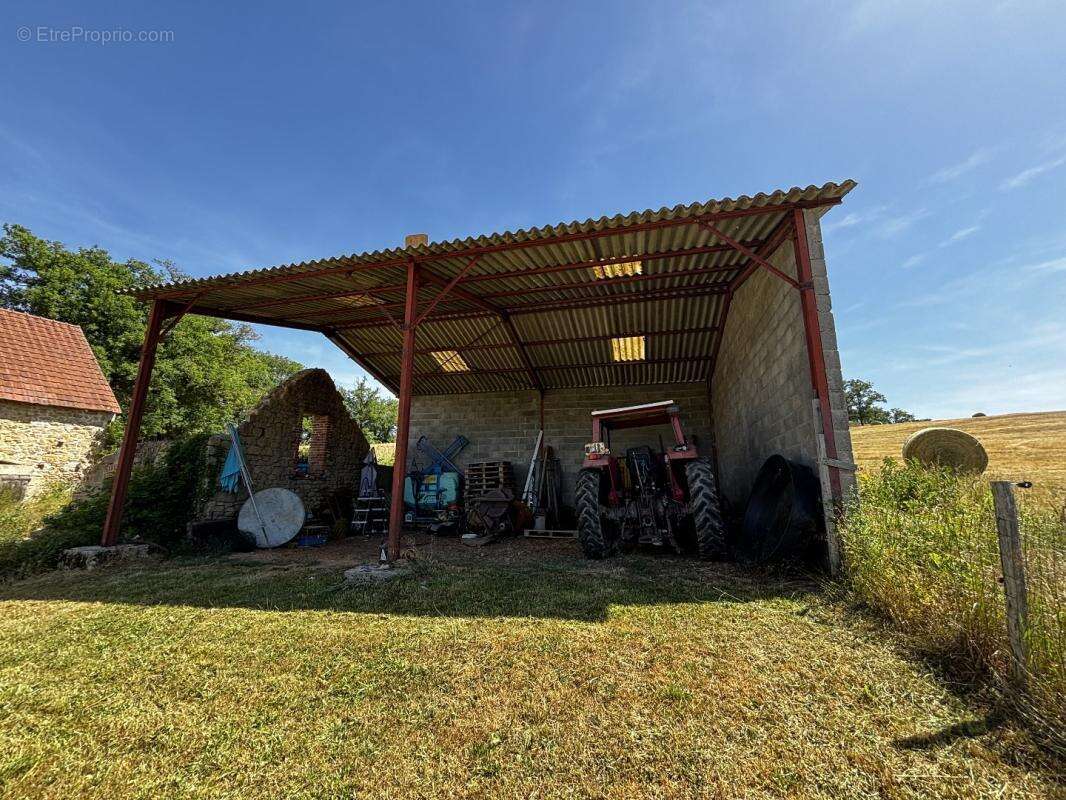 Maison 94 m² à Saint-Priest  - photo 18