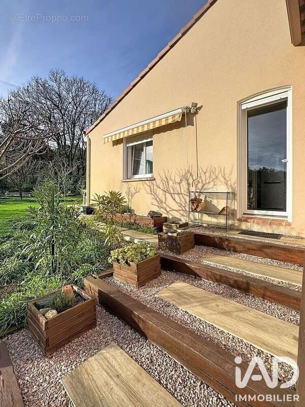 Maison 111 m² à Clermont-L'herault  - photo 2