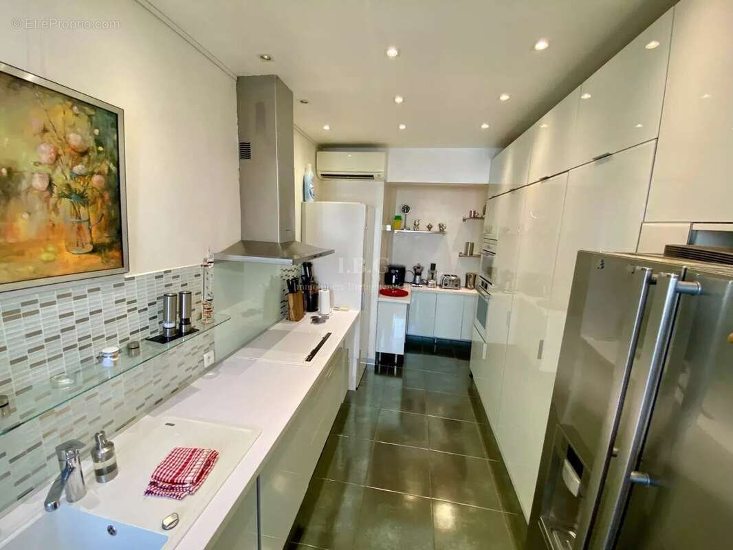 Appartement à MARSEILLE-8E