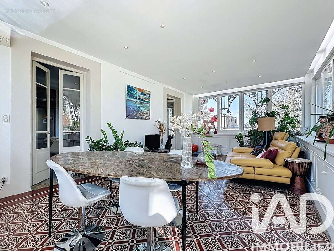 Photo 4 - Appartement à CALUIRE-ET-CUIRE