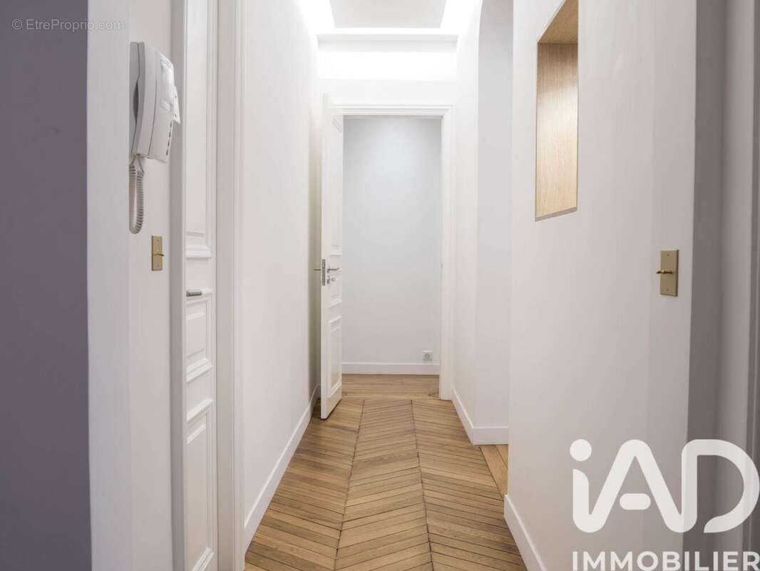 Photo 8 - Appartement à PARIS-10E